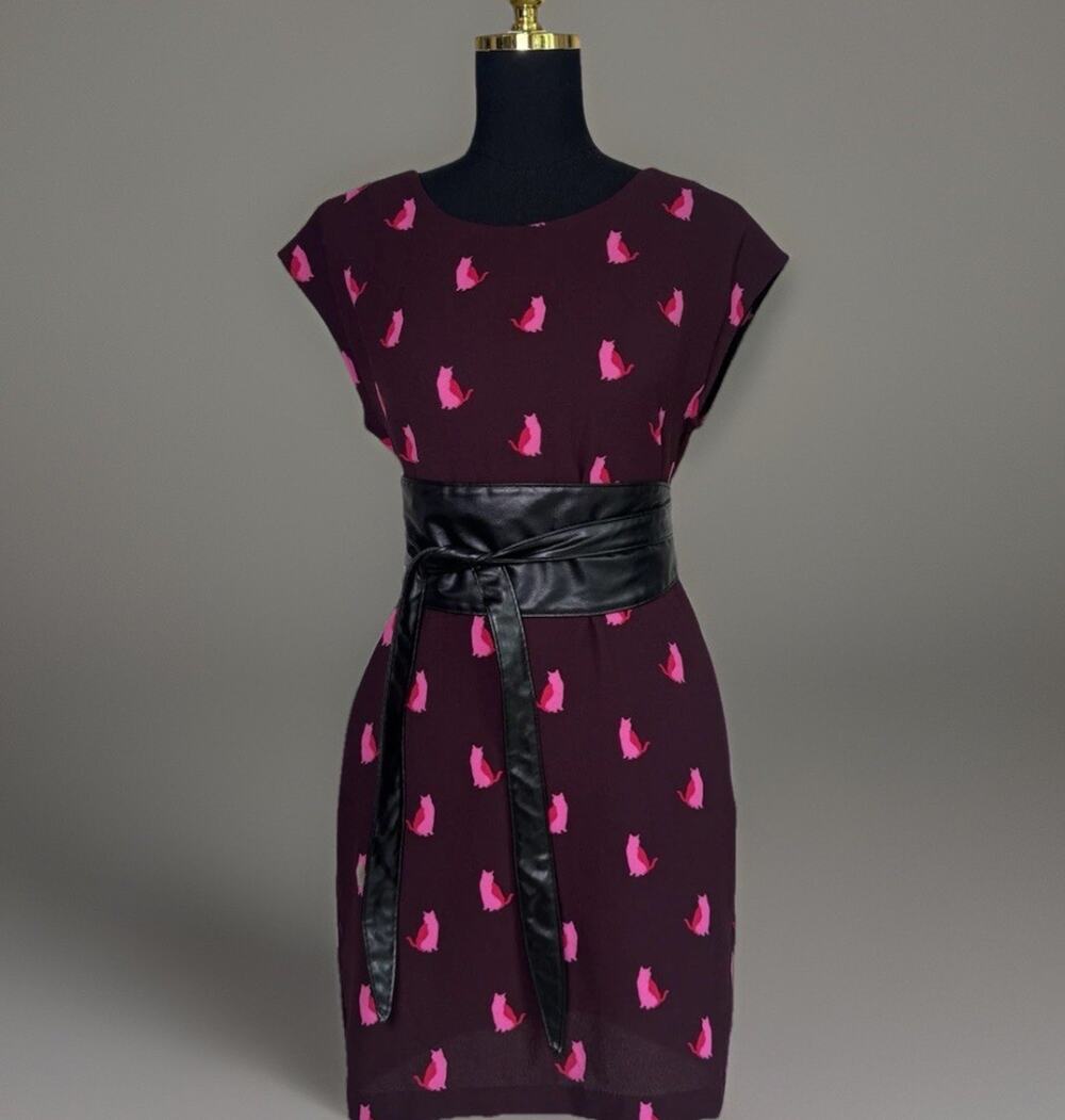 LOFT Cat Print Shift Dress Small Burgundy Pink Kitty Pockets Cap Sleeve Novelty